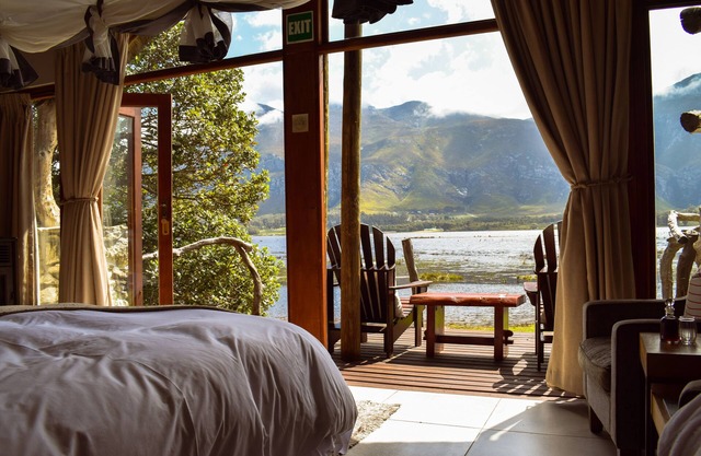 Mosaic Lagoon Lodge
