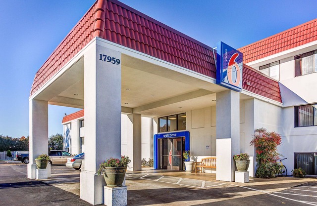 Motel 6 Portland, OR - Tigard West