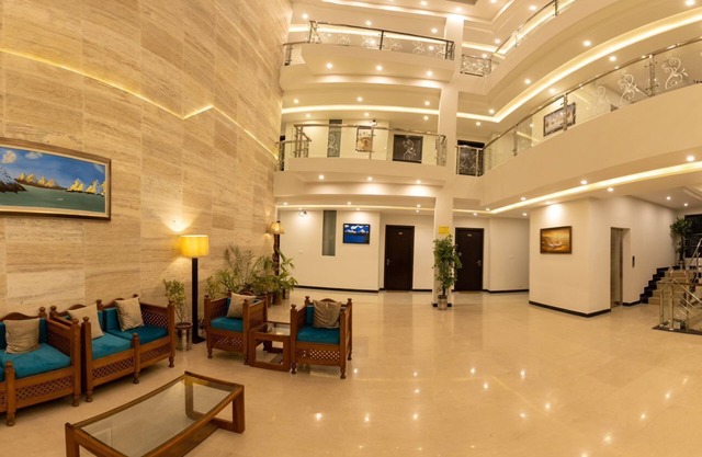 Mount Feast Hotel