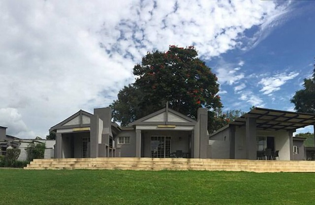 Mountain Creek Lodge