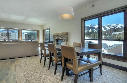 Mountain Elegant by Ski Country Resorts