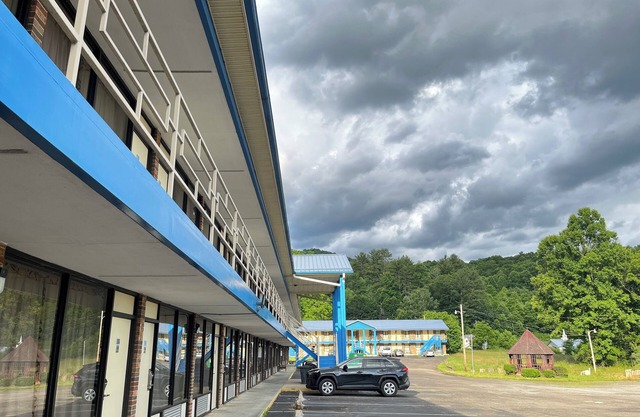 Mountain Empire Motel