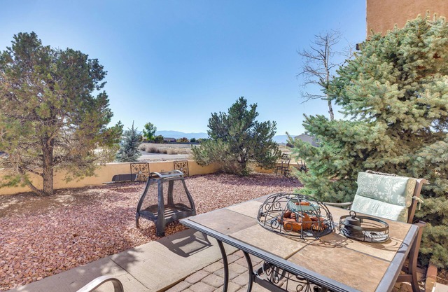 Mtn Views & Private Courtyard: Home in Pueblo West