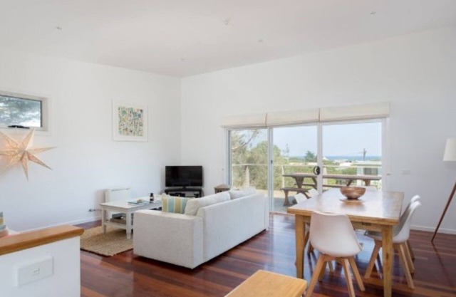 Murray Street Hideaway