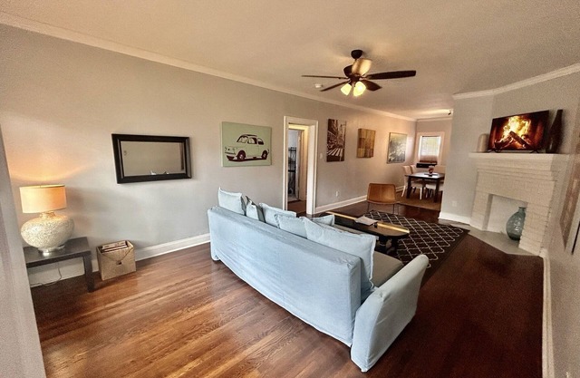 Museum Dist - Comfy 2Br - FREE Park - 5StarHost