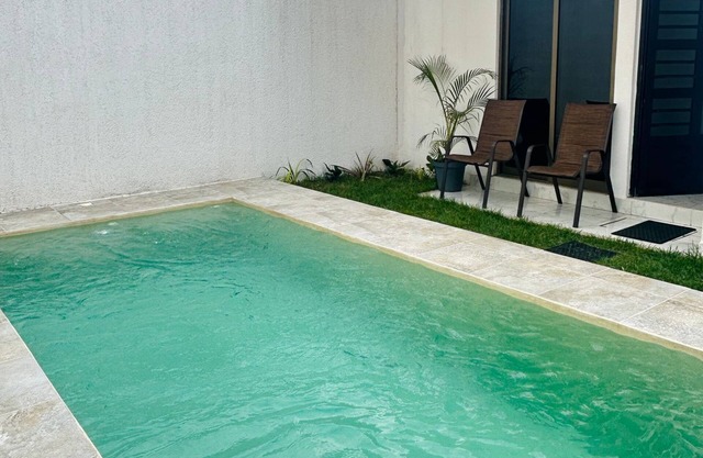 House with Pool in the City ideal for Vacation and Relaxation