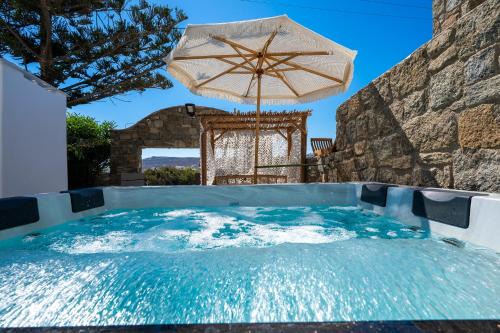 Mykonos Double Luxury Mini Suites-With External Hot spa Adults only