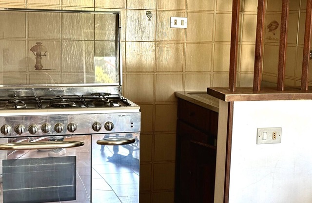 N248 - Numana, three-room apartment with terrace overlooking the sea