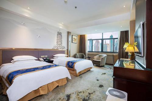 Nanbian Fengchegel International Hotel