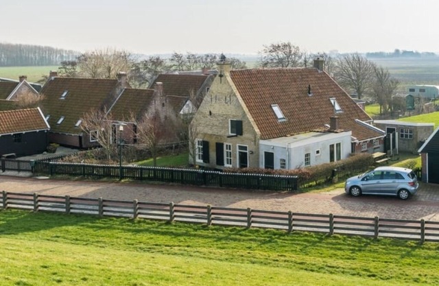 Natural cottage in Moddergat