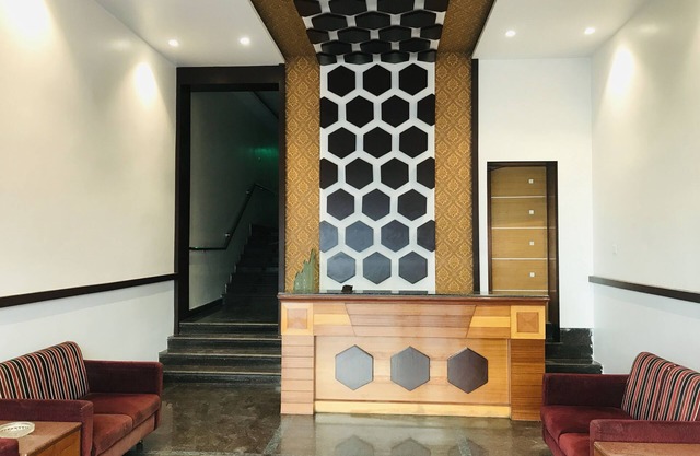 NAVEED RESIDENCY
