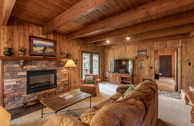 Near Lake Hatcher and walk to San Juan Forest, Quiet Area.