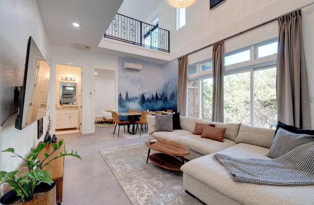 Near Lake Travis & Marina: Modern Austin Getaway!