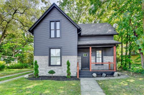 Near Notre Dame Charming South Bend Home!