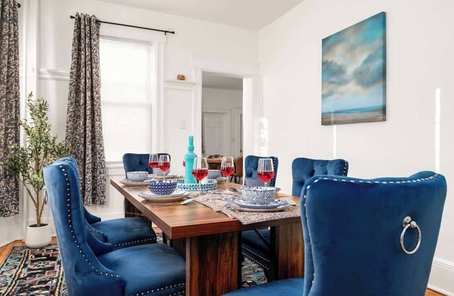 Near NYC & Transit ~ Family Friendly ~ Whole House