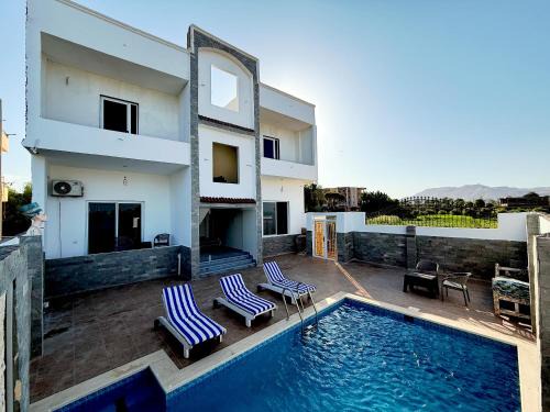 Nefertarie private Villa