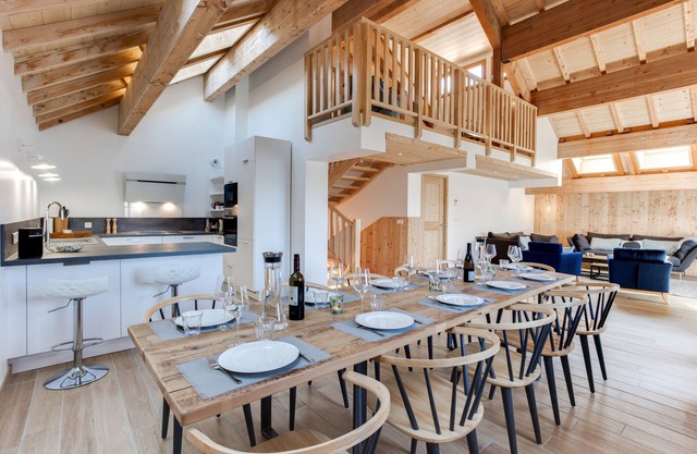 NEW 2020! Cozy and bright chalet 5 stars, ski slopes. Starting price