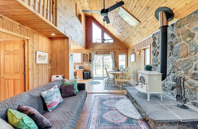 NEW! 3 Mi to Catskill Trail: Stamford Cottage