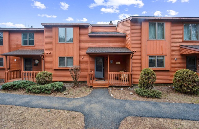 NEW! Arena 2-Bedroom Townhouse with Pool by The Summit at Gore Mountain