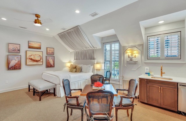 New Designer Digs on Savannah's Riverfront by Lucky Savannah