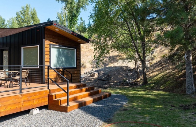 NEW! Eagles Landing Tiny Home B05 - Hot Tub