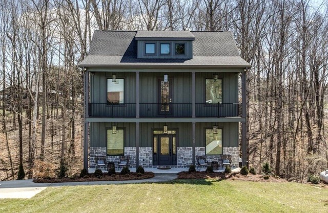 NEW!! Gentleman Jack's Retreat- Lake Front on Tim's Ford