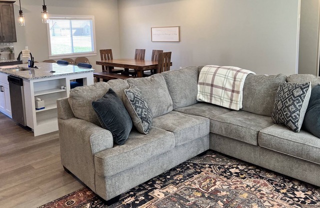 New Home near Wamego, Manhattan and St. Marys!