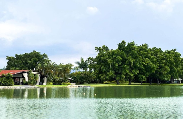 NEW Lake & Play Private Waterski/Wakeboard Resort!