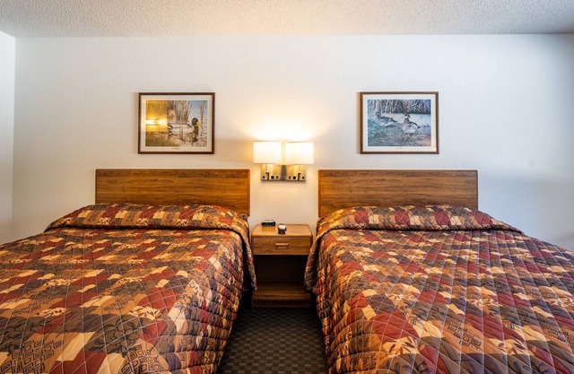 NEW LISTING! 116 Two Queen Room with lock off access