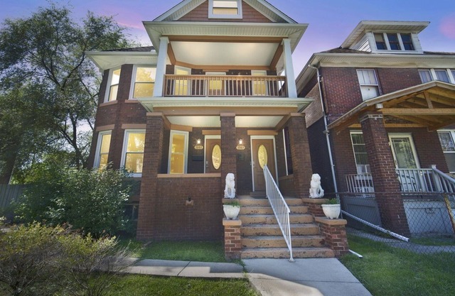 NEW LISTING! Downtown Detroit Adjacent - Southwest 1st FL Apt by RedAwning