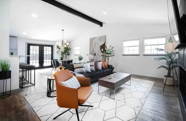 🏡New|Modern, Family, Traveler Home in Dallas 💕