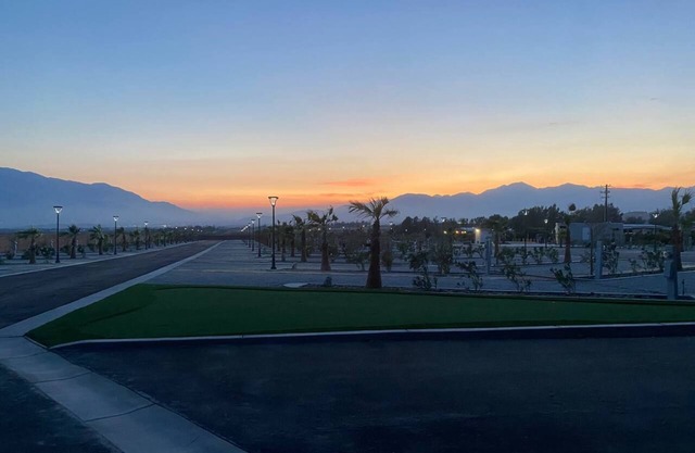 New Modern RV Resort with Mountain Views Site 71