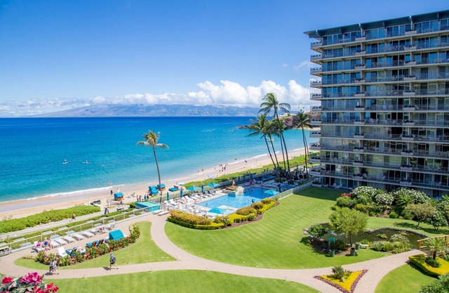 New Opening Nov 5-Nov 11, 2025. Spectacular 6 floor view.Prime location,unit662