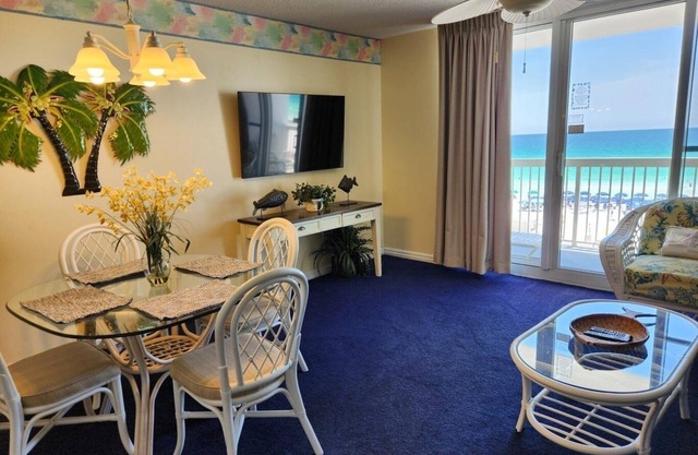 NEW! Pelican Beach 0402 1-Bedroom Condo with Beach view