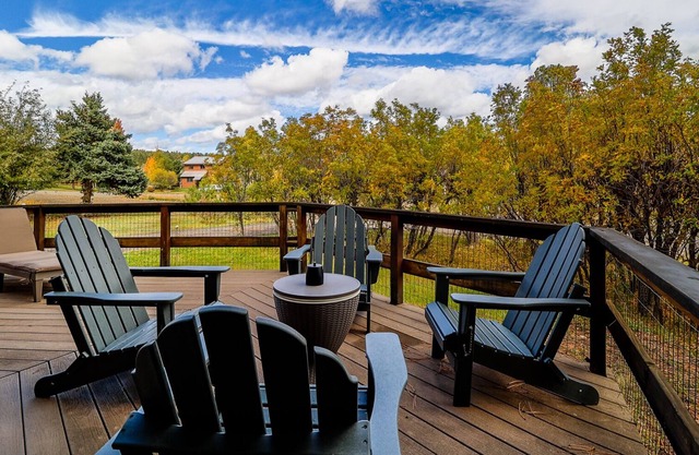 New Rental! A/C! Close to Lake Hatcher and miles of hiking trails.