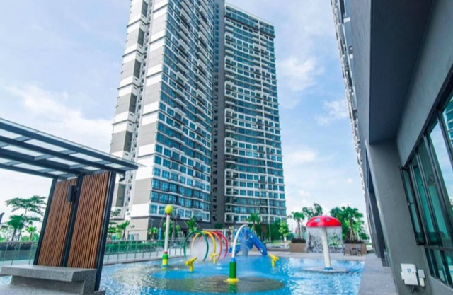 【NEW!】Stylish Artsy 2Br With Bathtub Molek Regency