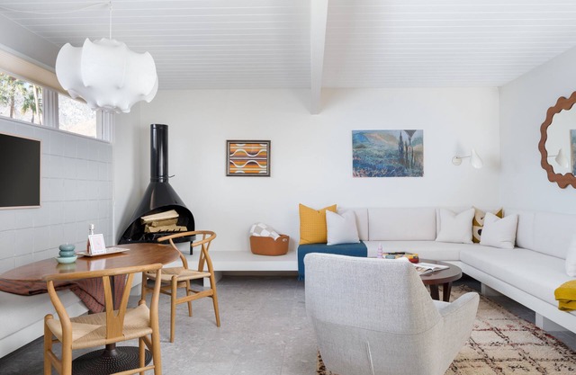 New to VRBO! MidCentury Modern Bungalow @ Ocotillo Lodge