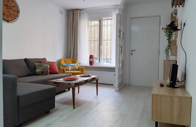 New tourist apartment in Alicante near the center and train station