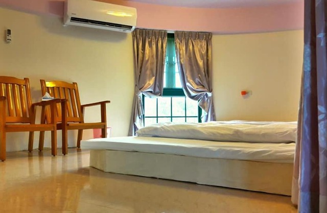 New Zhilan B&B