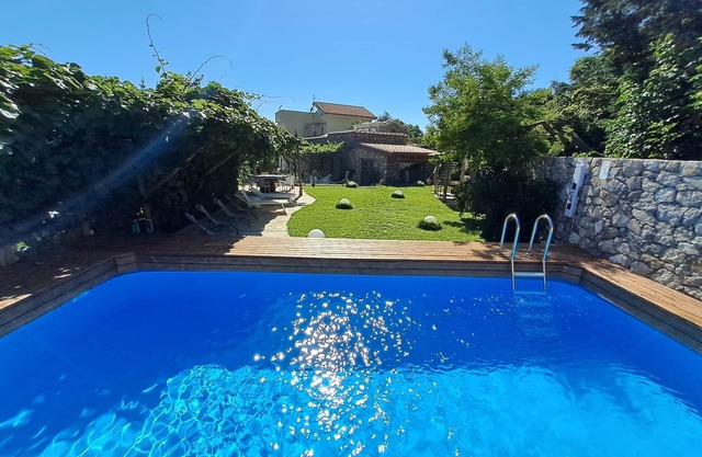 Newly refurbished villa with private pool near Sorrento