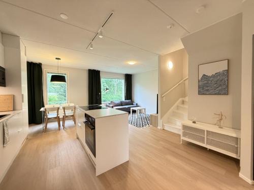 Newly renovated large family apartment, parking, sauna, balcony