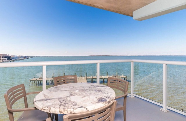 Newly Updated-Stunning Bay Views, 3rd Fl, 2BR Condo