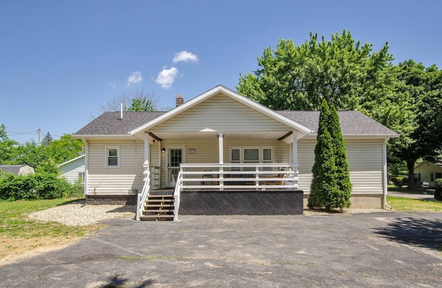Next to Championship Park, Sleeps 6, Lots of parking