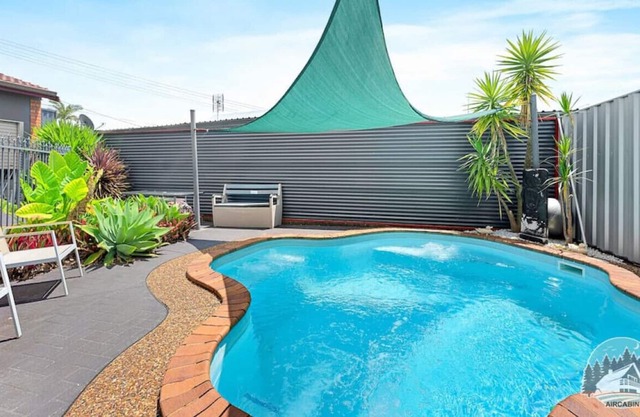 NGWA058 · Aircabin|Gwandalan|Lake Beach|3 Beds Holiday House
