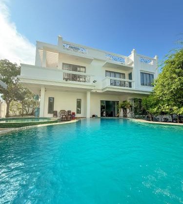 Nha Trang Pearl Beach Villa