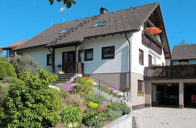 Nice apartment for 4 guests with WIFI, TV, balcony and parking