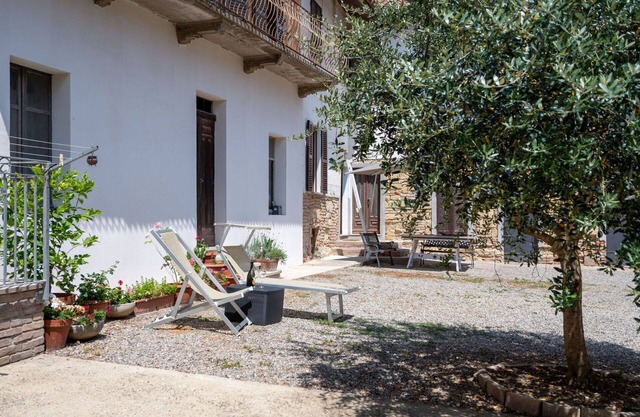Nice apartment for 4 people with WIFI, A/C, terrace and parking