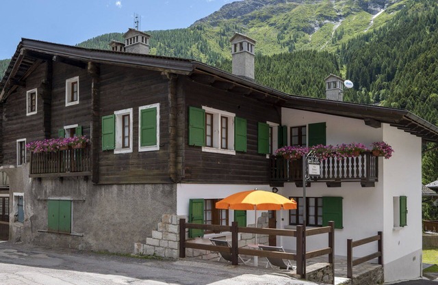 Nice apartment for 2 people with TV, pets allowed and panoramic view