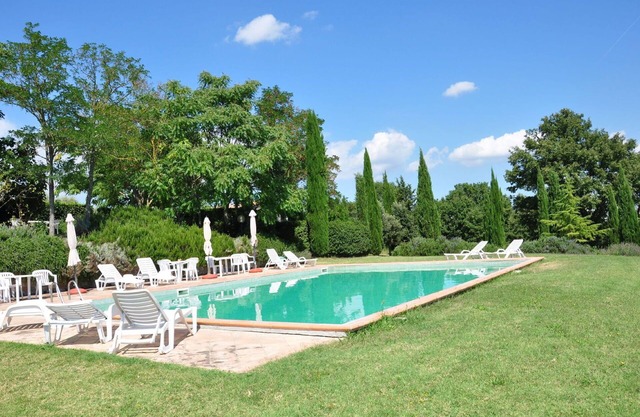 Nice apartment for 4 guests with pool, WIFI, TV, pets allowed and panoramic view