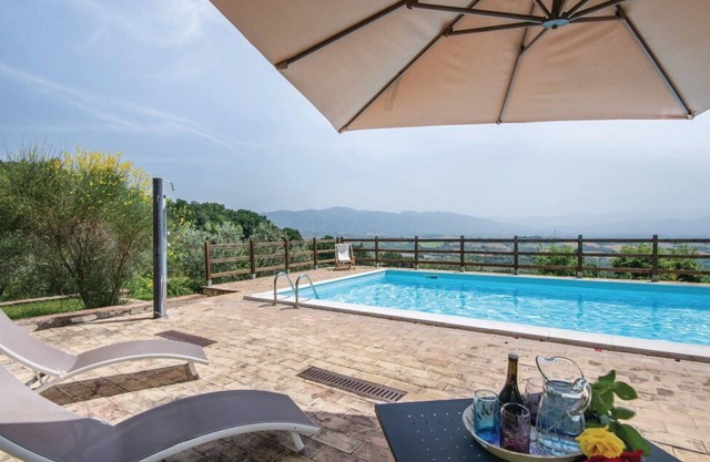 Nice apartment for 4 guests with A/C, WIFI, pool, TV, terrace and parking
